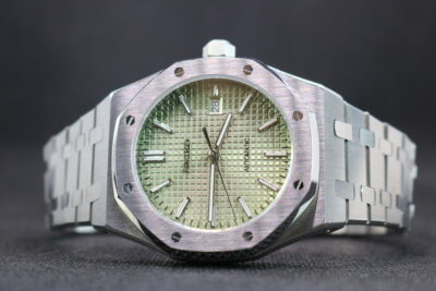 Seiko Oak Mod 42mm Silver/LightGreen